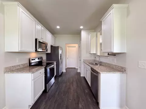 734 Mitscher Dr, Spring Hill, TN 37174 photo 2