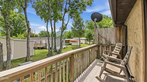 625 S Asbury Dr #11, Pigeon Forge, TN 37863