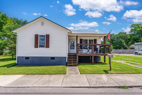 214 S Church St, Rogersville, TN 37857