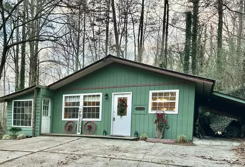 305 Bruce Rd #NOTFORECLOSURE, Gatlinburg, TN 37738