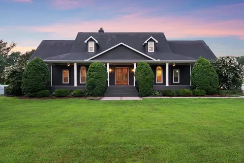 2245 Oakleaf Dr, Franklin, TN 37064