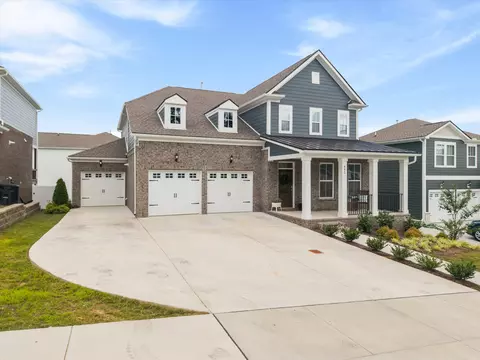 552 Gingerwood Ln, Hendersonville, TN 37075