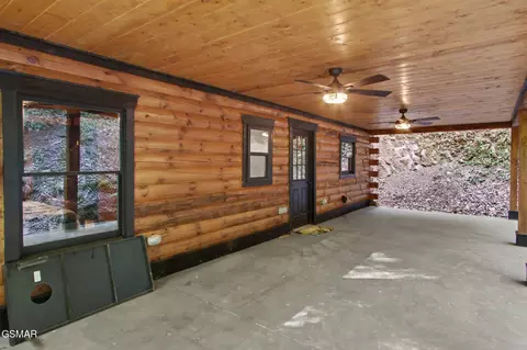 Exterior - 3547 Sugar Maple Loop Rd, Sevierville, TN 37862 photo 8 of 9