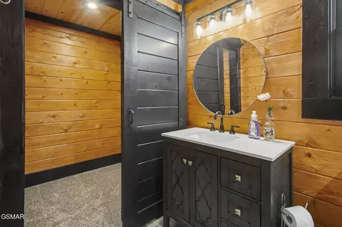Bath - 3547 Sugar Maple Loop Rd, Sevierville, TN 37862 photo 3 of 5