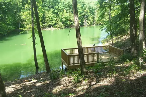 5 Aaron Street St, Sevierville, TN 37876