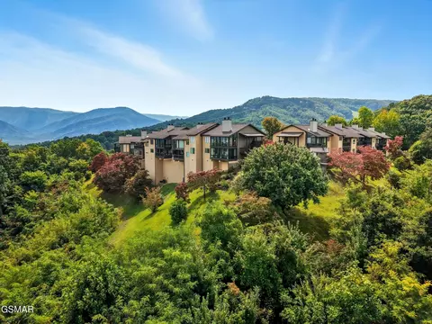 1050 Ski View Dr #408, Gatlinburg, TN 37738
