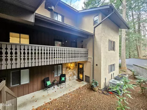 1235 Ski Mountain Rd #619, Gatlinburg, TN 37738
