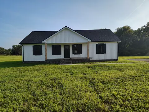 1164 Shiloh Rd, Lafayette, TN 37083