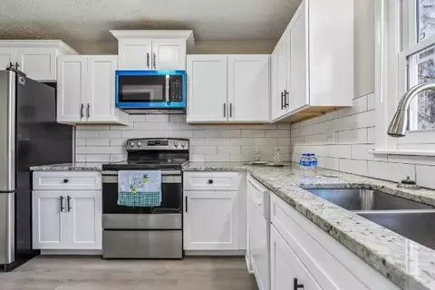 627 Rockwood Dr, Hermitage, TN 37076