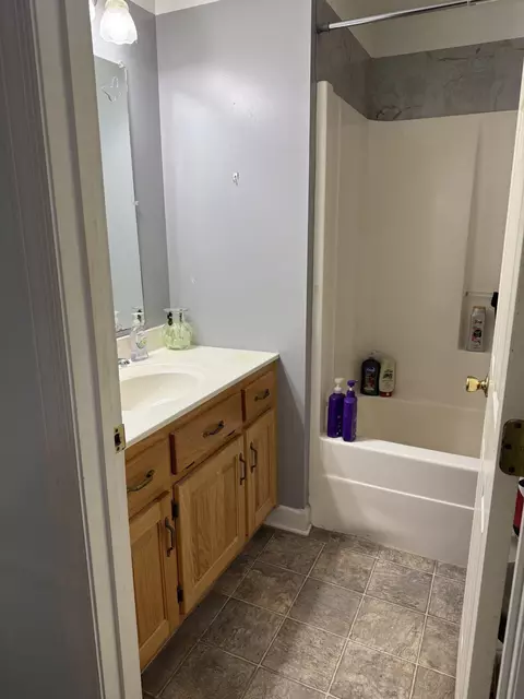 Bath - 1203 E Main St, Decherd, TN 37324 photo 1 of 1