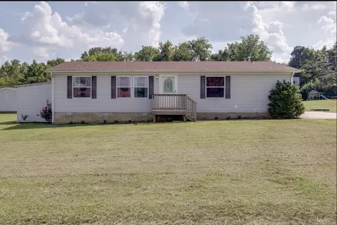 105 Southpark Cir, Gallatin, TN 37066