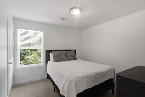 Bedroom - 2506 E Main St #E2, Murfreesboro, TN 37127 photo 1 of 6
