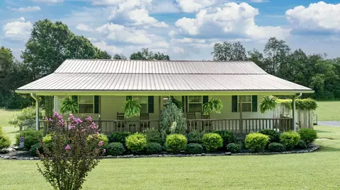 8664 Old Dixie Hwy, Spring City, TN 37381