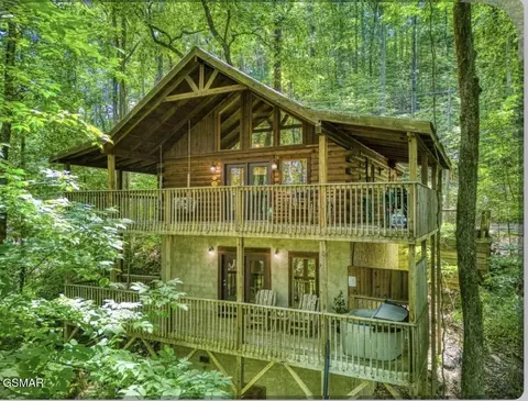 4080 Ole Smoky Way, Sevierville, TN 37862