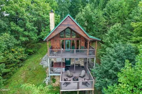 3813 Glenview Way, Sevierville, TN 37862