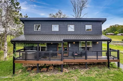 3412 Worth Rd, Sevierville, TN 37876
