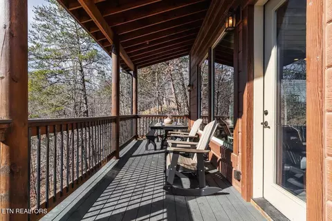 Exterior - 2110 Elk Pass Ln, Sevierville, TN 37876 photo 8 of 8