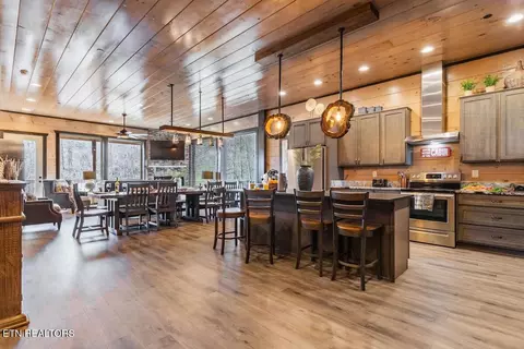 Kitchen - 2110 Elk Pass Ln, Sevierville, TN 37876 photo 1 of 5