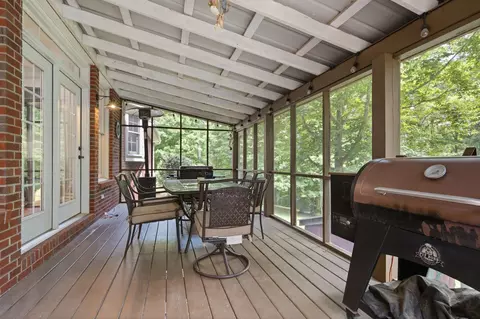 Exterior - 349 Parkview Ln, Centerville, TN 37033 photo 5 of 12
