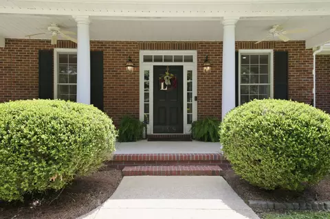 Exterior - 349 Parkview Ln, Centerville, TN 37033 photo 4 of 12