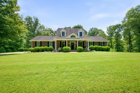 Exterior - 349 Parkview Ln, Centerville, TN 37033 photo 2 of 12