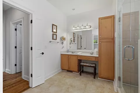 Bath - 2404 Savage Creek Dr, Springfield, TN 37172 photo 5 of 9