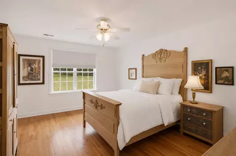 Bedroom - 2404 Savage Creek Dr, Springfield, TN 37172 photo 8 of 10
