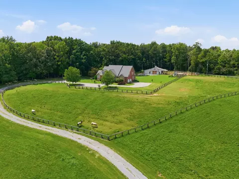 Other - 2404 Savage Creek Dr, Springfield, TN 37172 photo 4 of 20