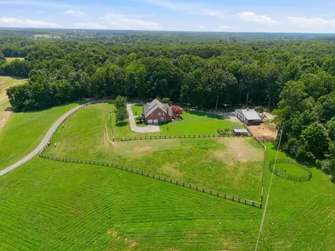 View/Area - 2404 Savage Creek Dr, Springfield, TN 37172 photo 1 of 4