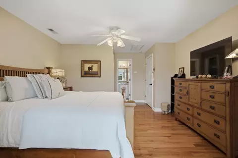Bedroom - 2404 Savage Creek Dr, Springfield, TN 37172 photo 5 of 10