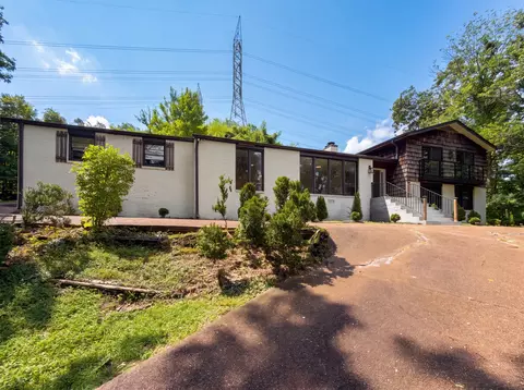 6112 Pinehurst Dr, Nashville, TN 37215