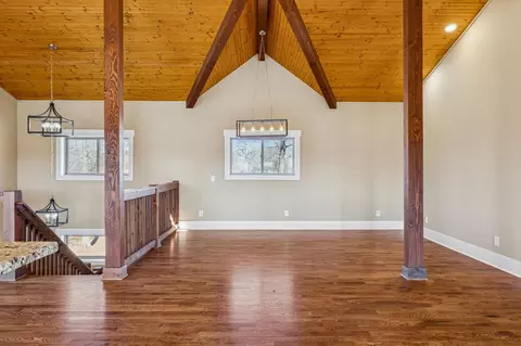 Living - 1224 Hangar Rd, Springfield, TN 37172 photo 1 of 8