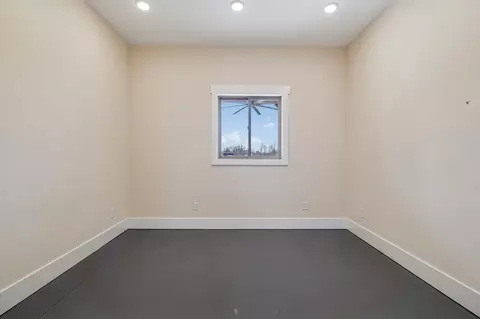 Bedroom - 1224 Hangar Rd, Springfield, TN 37172 photo 9 of 10