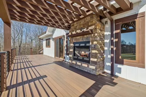 Exterior - 1224 Hangar Rd, Springfield, TN 37172 photo 11 of 18
