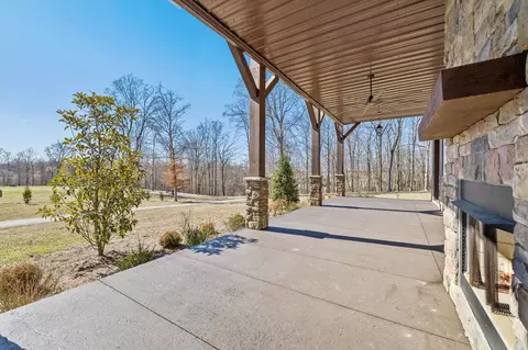 Exterior - 1224 Hangar Rd, Springfield, TN 37172 photo 5 of 18