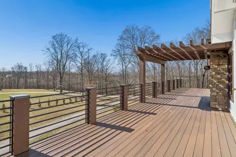 Exterior - 1224 Hangar Rd, Springfield, TN 37172 photo 14 of 18