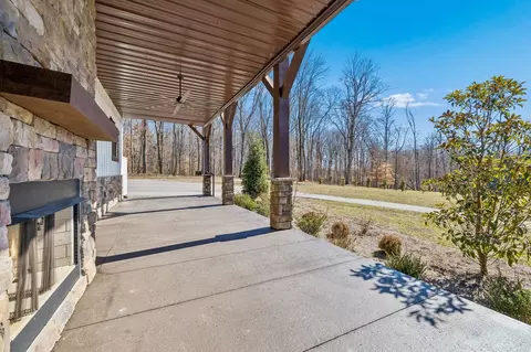Exterior - 1224 Hangar Rd, Springfield, TN 37172 photo 6 of 18