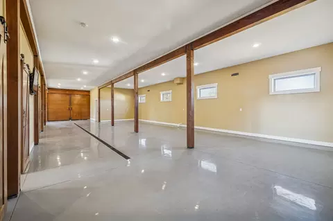 Entry Way - 1224 Hangar Rd, Springfield, TN 37172 photo 10 of 13