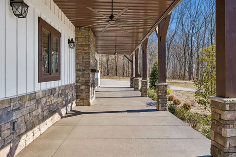 Exterior - 1224 Hangar Rd, Springfield, TN 37172 photo 8 of 18