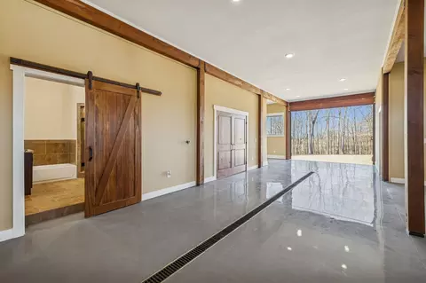 Entry Way - 1224 Hangar Rd, Springfield, TN 37172 photo 12 of 13
