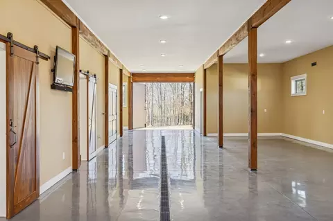Entry Way - 1224 Hangar Rd, Springfield, TN 37172 photo 13 of 13