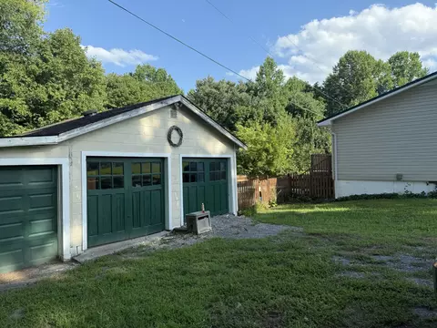 Exterior - 186 Adams Rd, Ocoee, TN 37361 photo 3 of 6