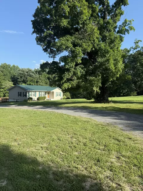 Exterior - 186 Adams Rd, Ocoee, TN 37361 photo 5 of 6