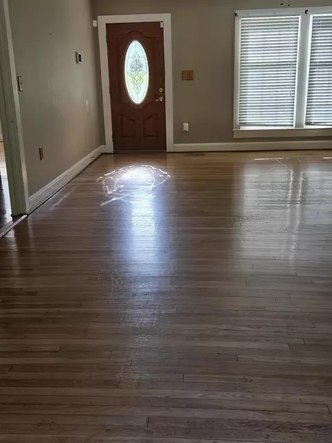 Living - 186 Adams Rd, Ocoee, TN 37361 photo 1 of 3