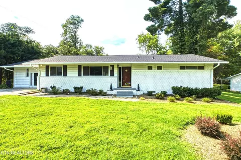 6919 Dorchester Dr, Knoxville, TN 37909