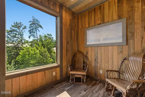 Exterior - 2470 Hackberry Dr, Sevierville, TN 37862 photo 6 of 14