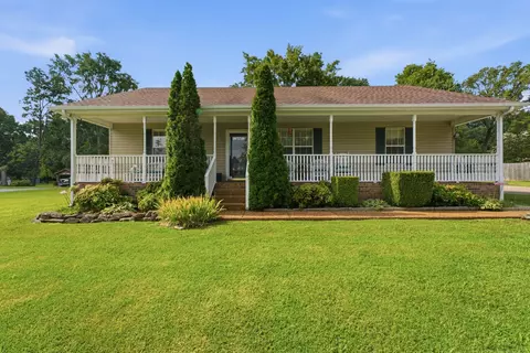 912 Trousdale Ferry Pike, Lebanon, TN 37087