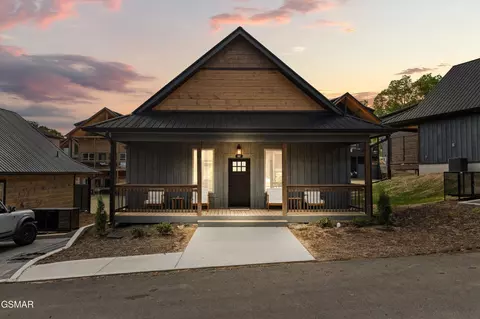 587 Warbonnet Way #62, Pigeon Forge, TN 37863