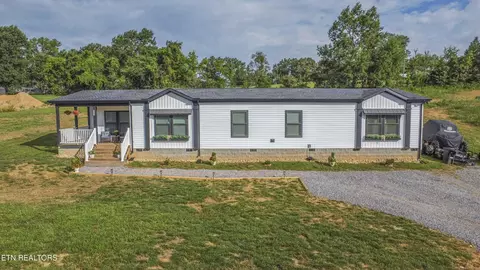 166 Copenhaver Rd, Lenoir City, TN 37771