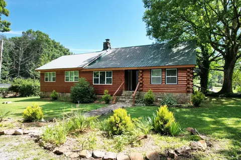 47 Stephens Rd, Signal Mountain, TN 37377